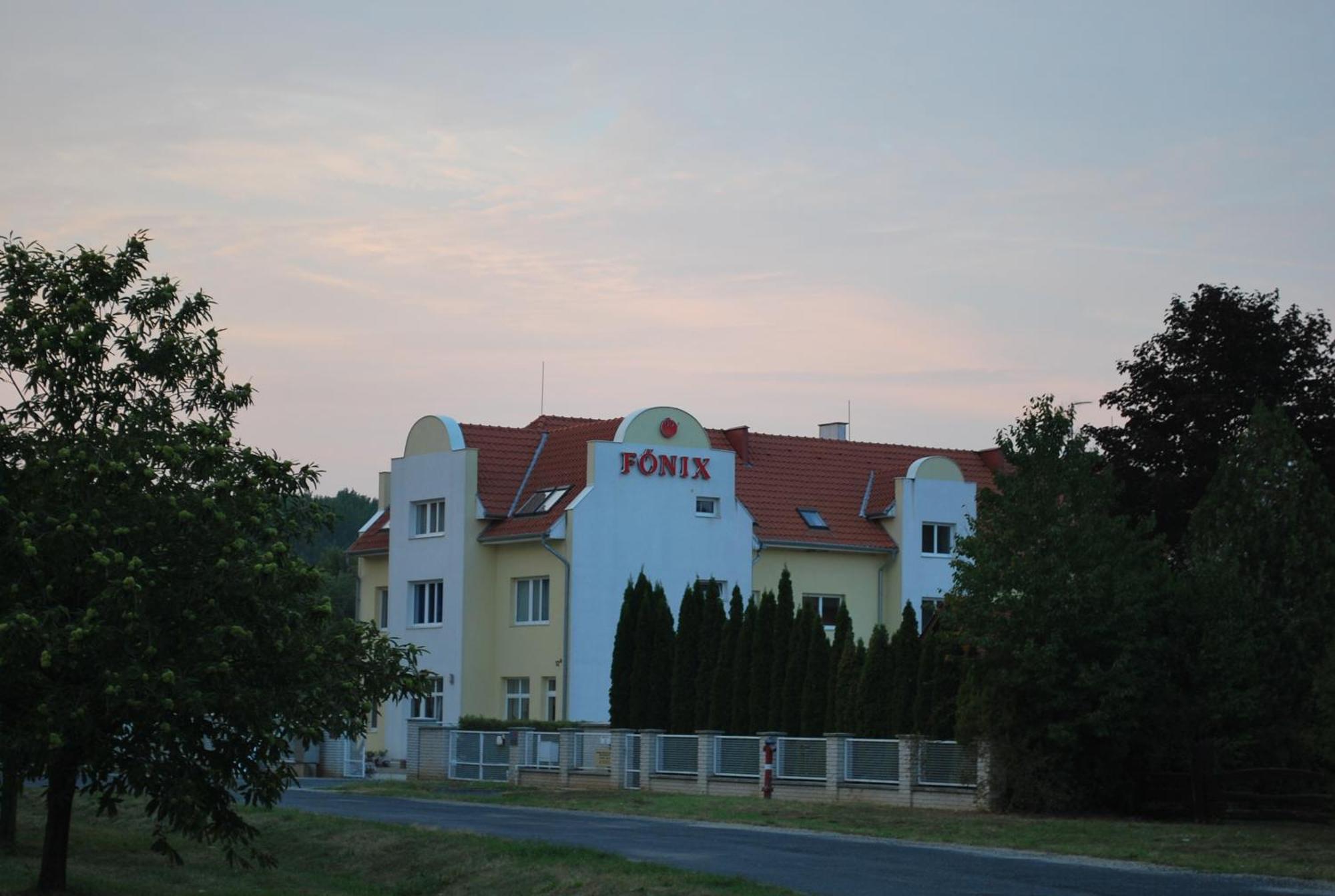 Főnix Hotel Bük Kültér fotó